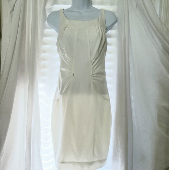White Dress - Picture 1 of 3